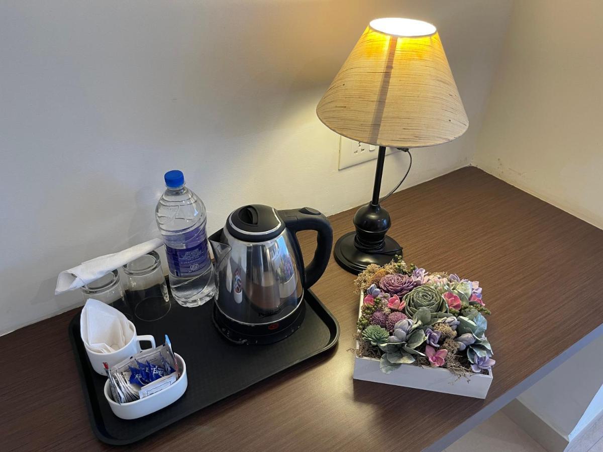 Hotel Yamuna Adur Екстериор снимка